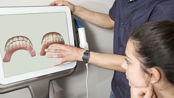 Intraoral images of smile on chairside computer screen